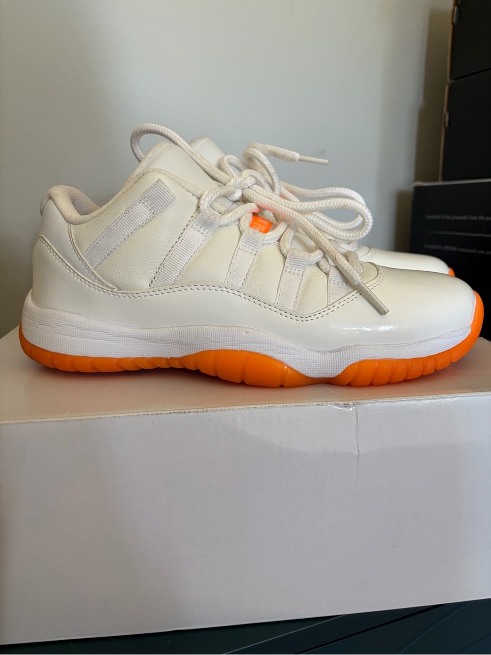 Jordan 11 Citrus Women 9 / Youth 7.5